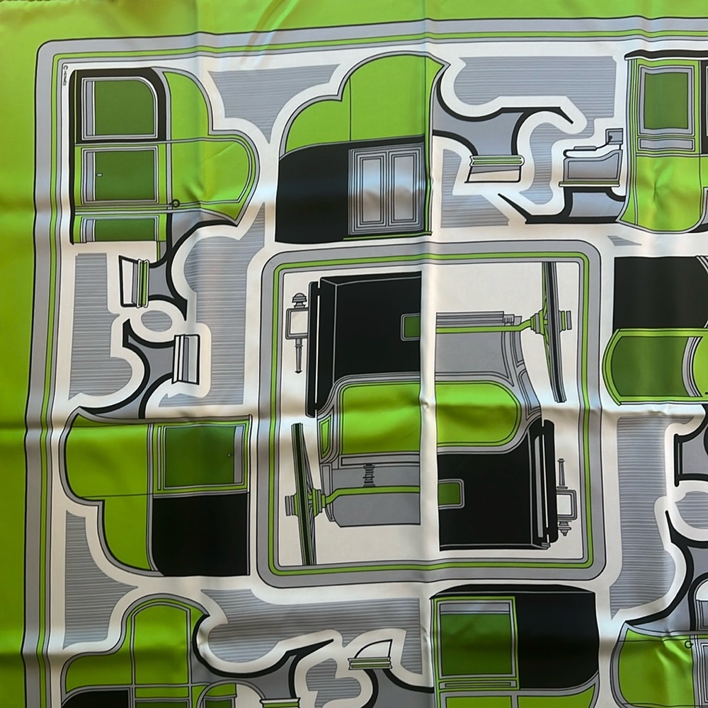 Like new! Hermes scarf. Les Coupes. 34.5x34 in